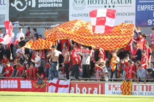 Aficionats del Nàstic en el derbi d'aquest diumenge