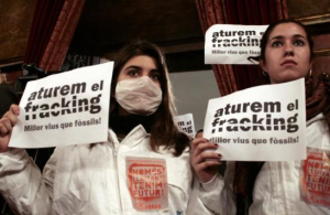 Protestes contra el sistema de fractura hidràulica, conegut com 'fracking'