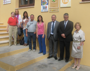 Un moment de la visita a la biblioteca de Creixell